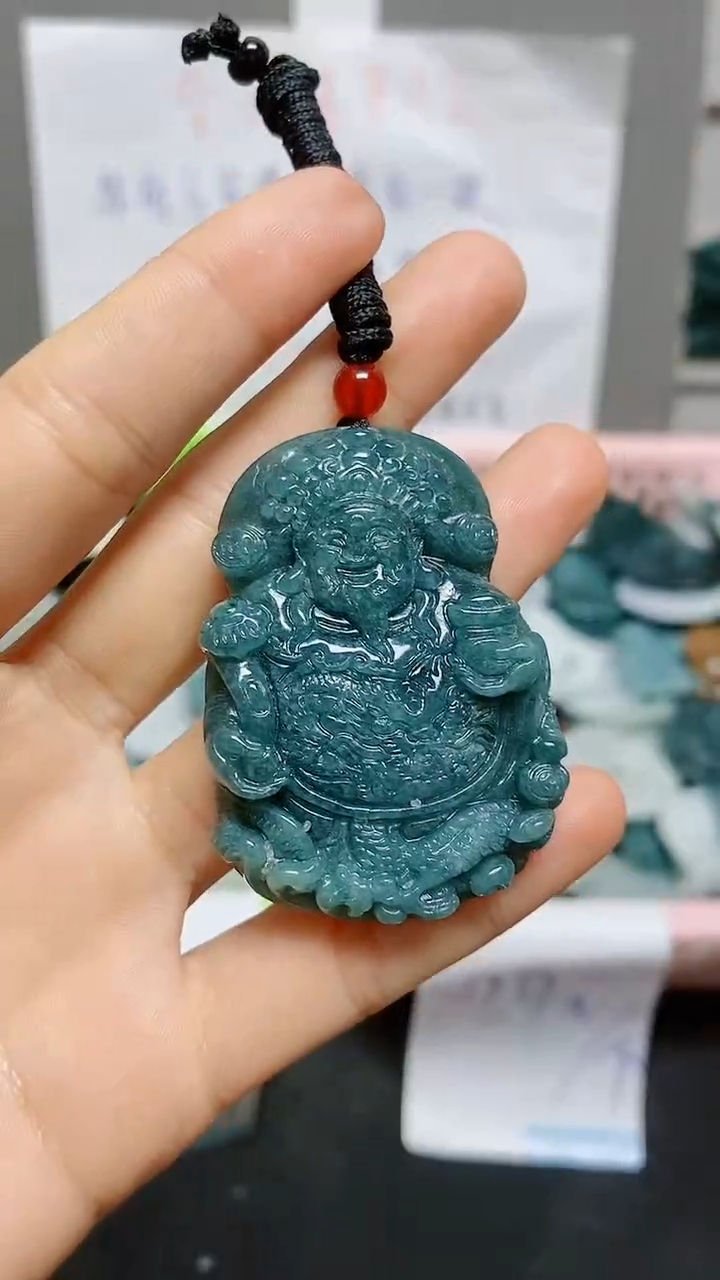 【闪购商品】翡翠颈饰未镶嵌天然翡翠A货