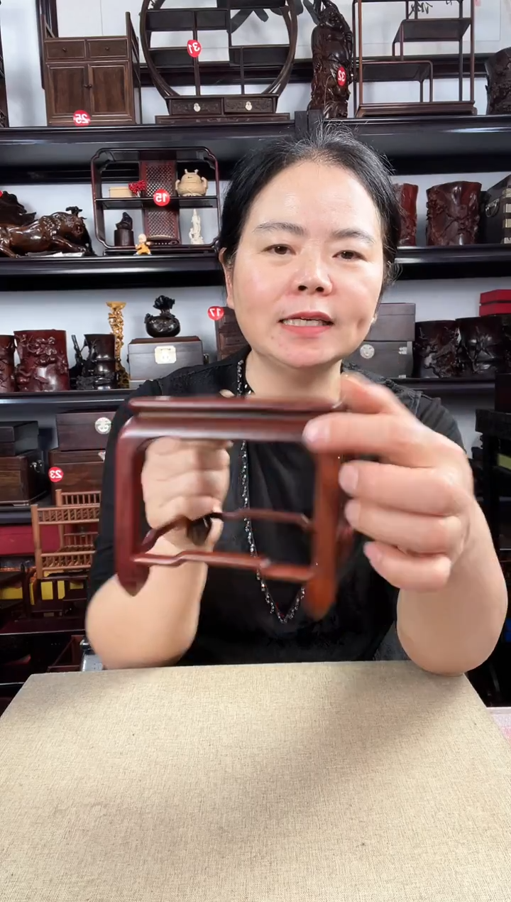 木老李红木工艺品673瑕疵