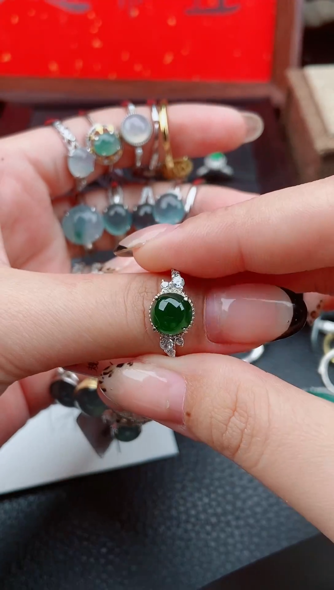 【闪购商品】翡翠戒指银S925镶嵌戒指250