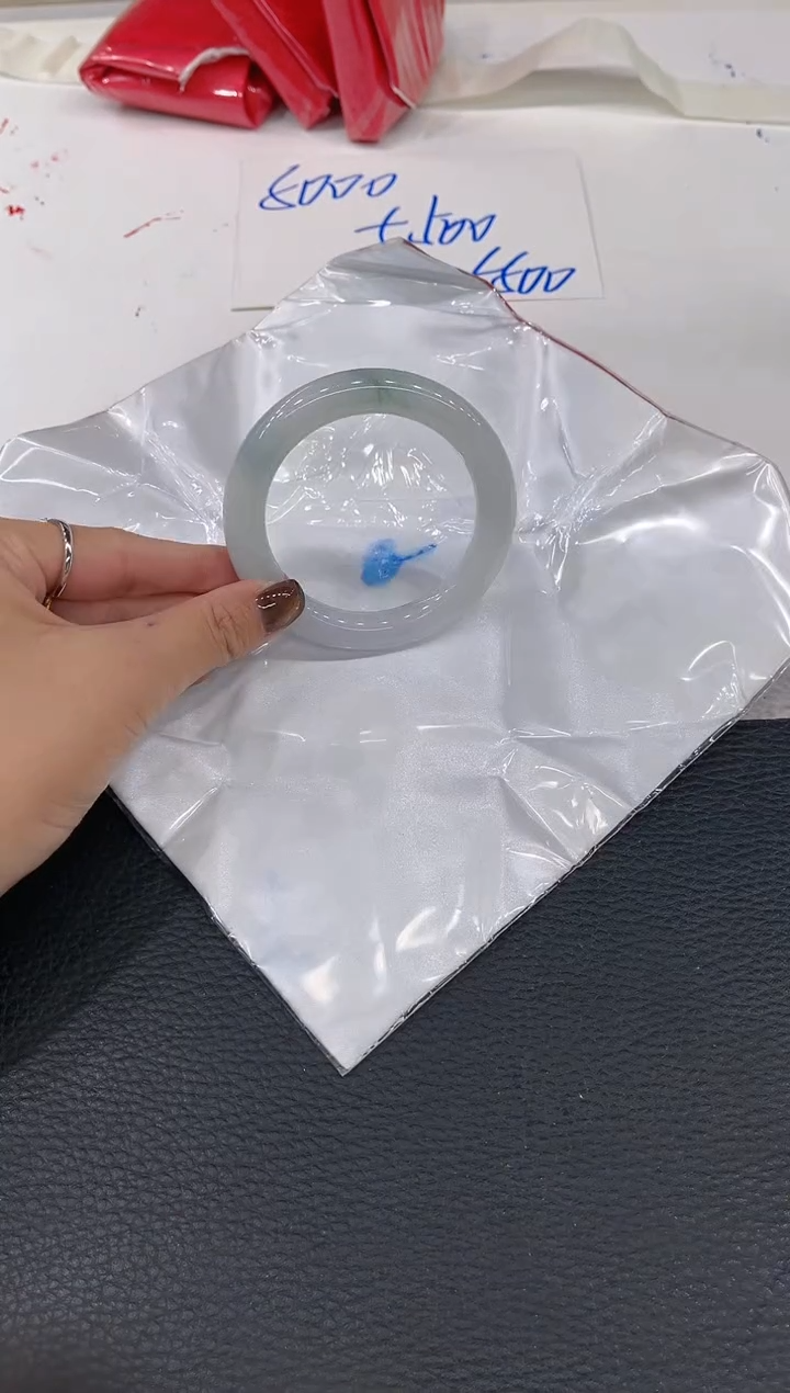 【闪购商品】翡翠手镯未镶嵌手镯