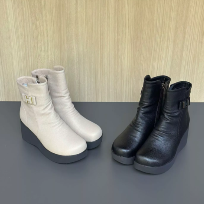 【xineba】冬季加绒新款中年靴子软底厚底中老年棉鞋