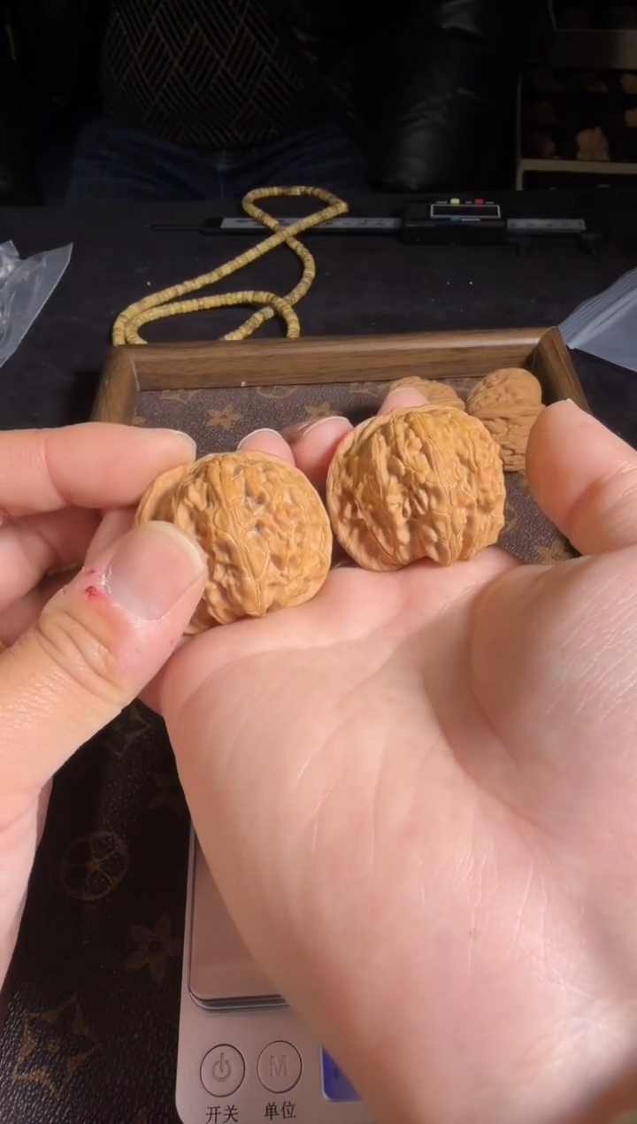 吊坠文玩核桃42.6/42.7尺全品正磨