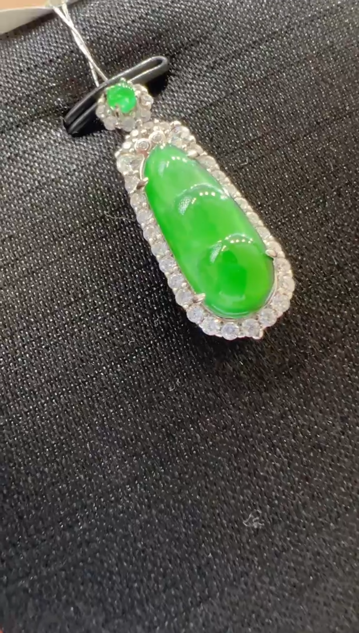 【闪购商品】翡翠吊坠(不含链)银S925镶嵌