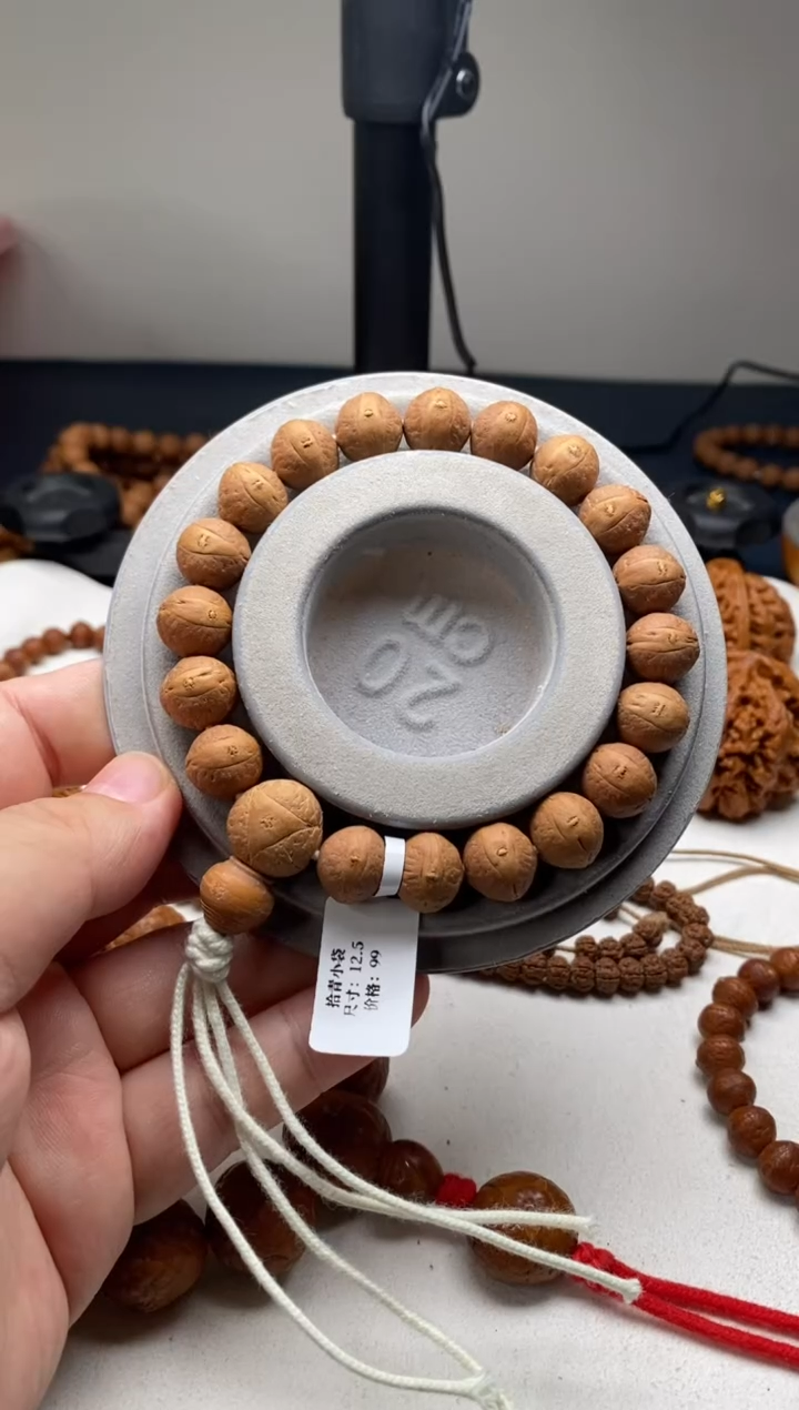 【闪购商品】凤眼菩提手串19拾青小袋12.5mm