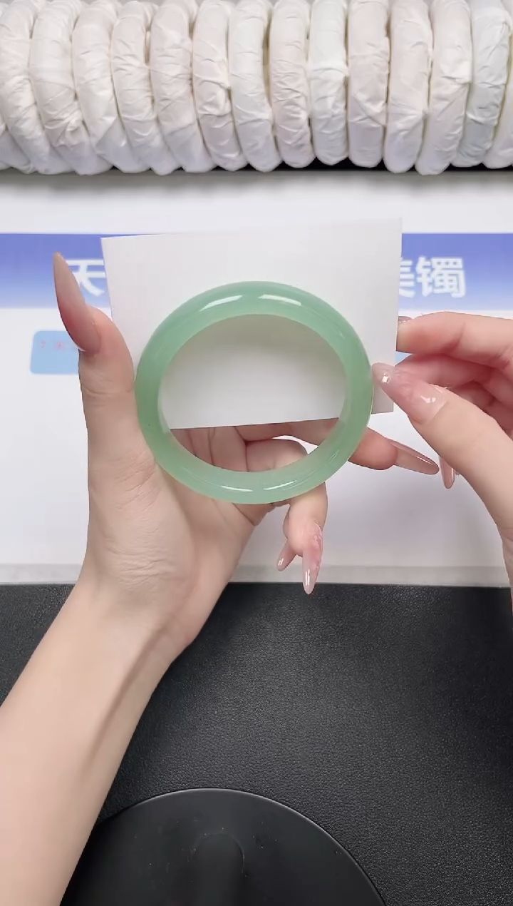 未镶嵌手镯石英质玉34-61