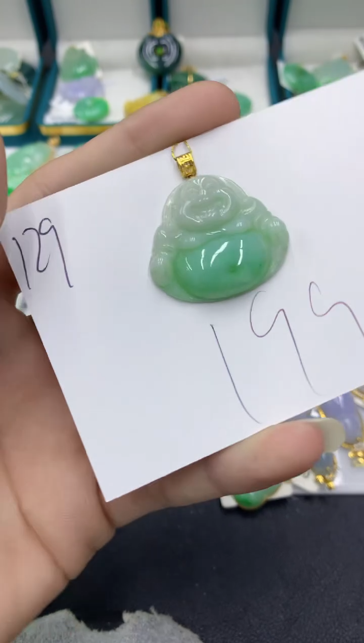 【闪购商品】翡翠颈饰18K金镶嵌翡翠