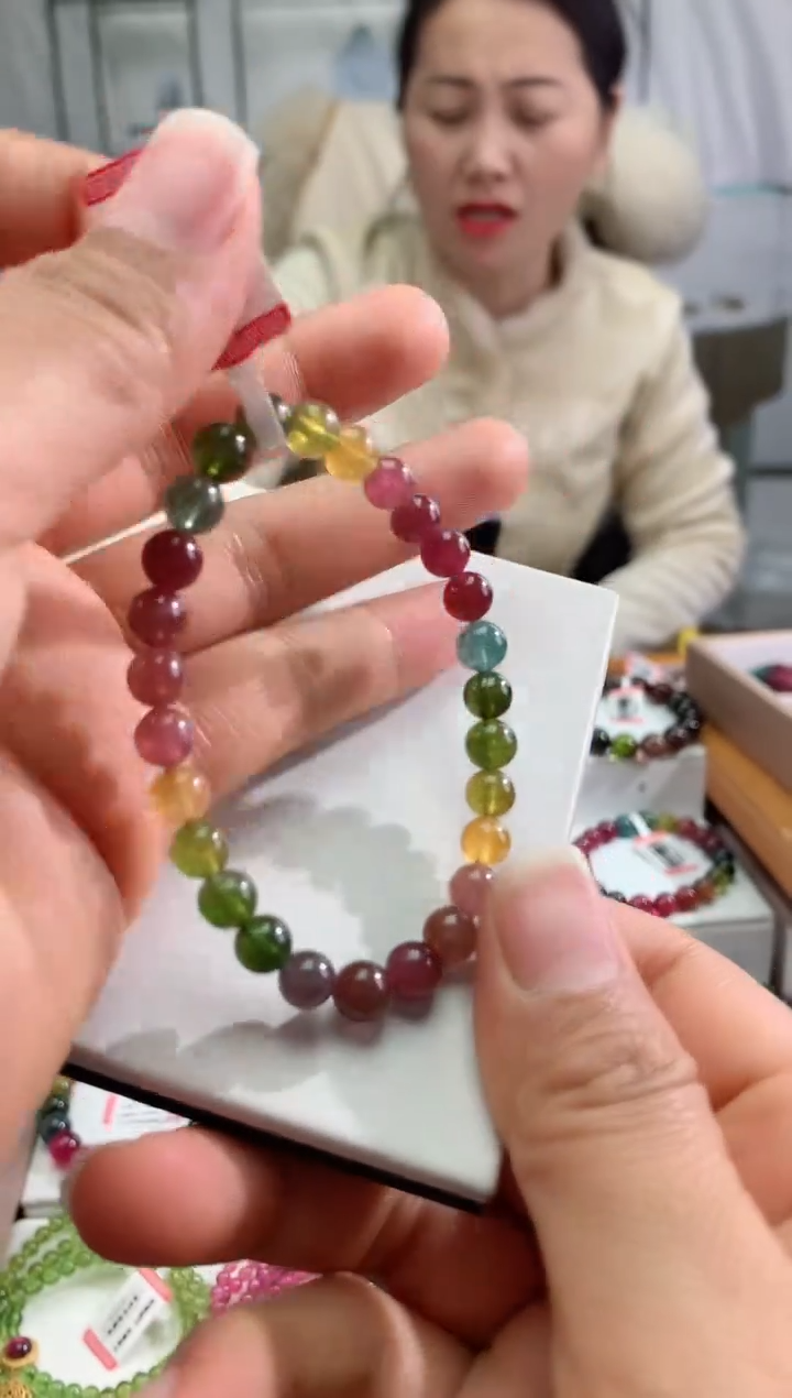 【闪购商品】碧玺手串未镶嵌多样性发一条