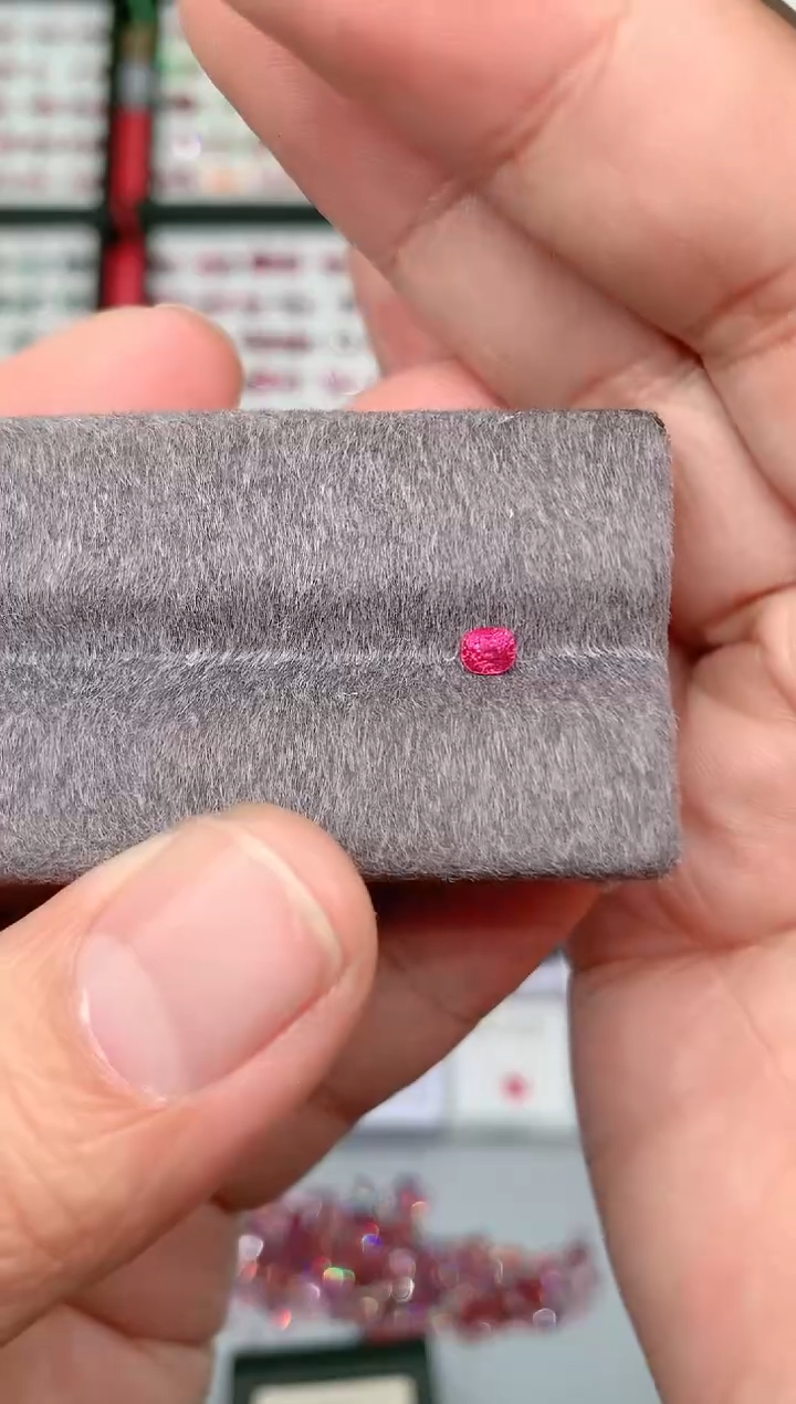 【闪购商品】尖晶石裸石未镶嵌0.25ct绝地