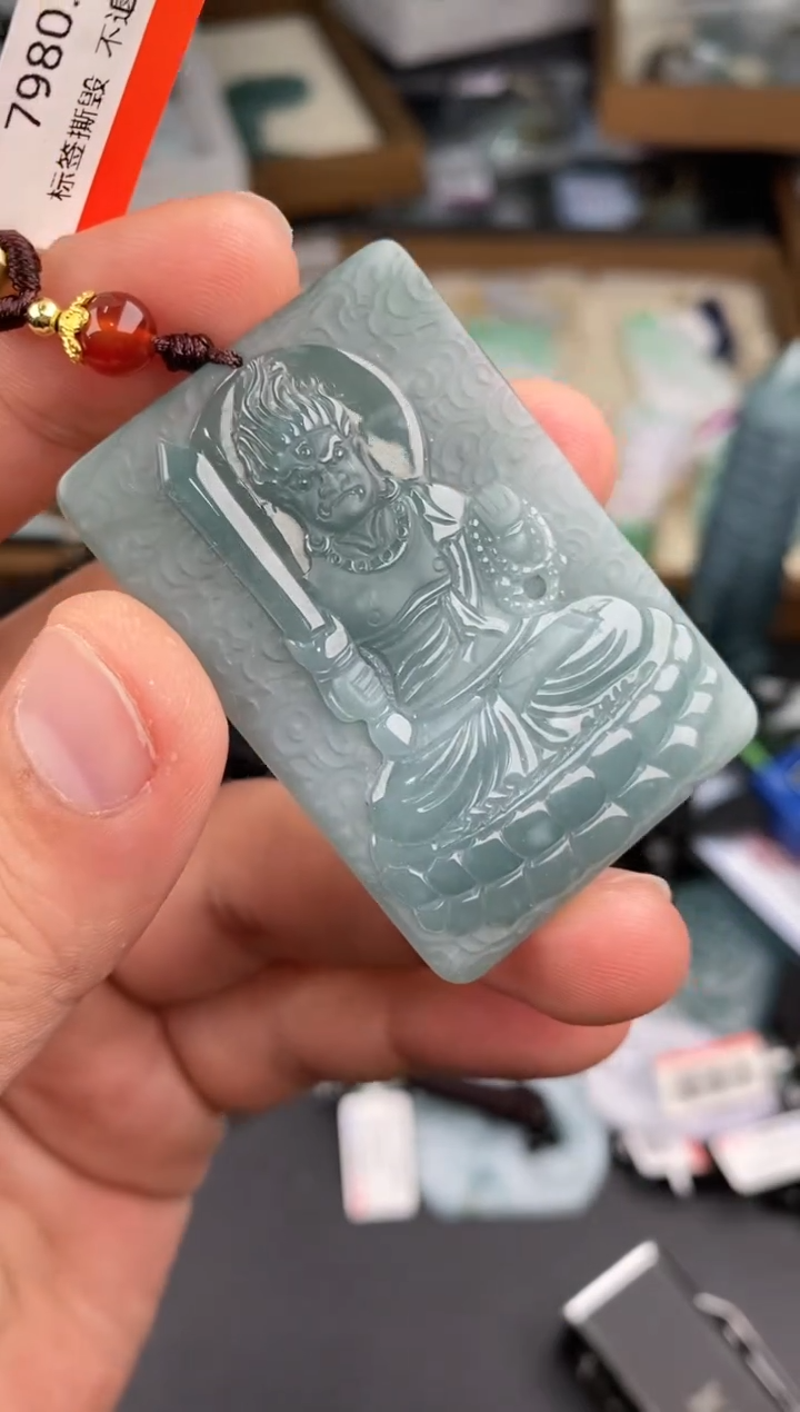 【闪购商品】翡翠颈饰未镶嵌  天然翡翠，一物一图