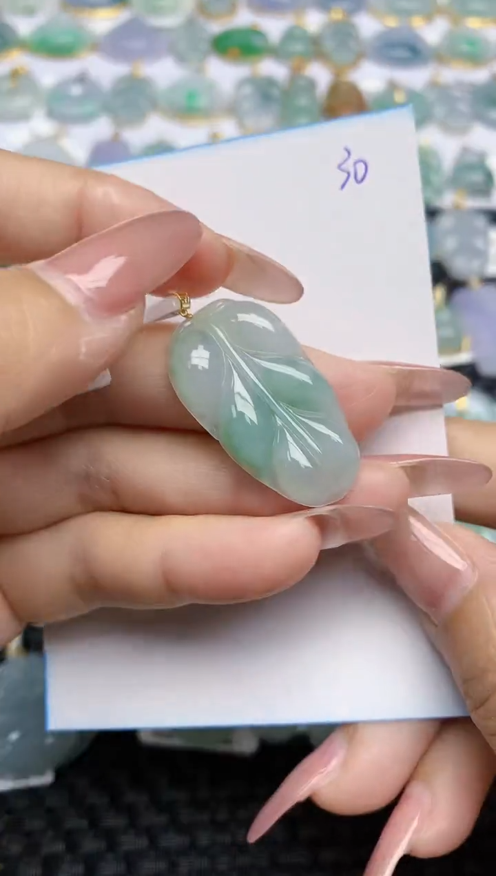 【闪购商品】翡翠颈饰18K金镶嵌天然A货翡翠 30