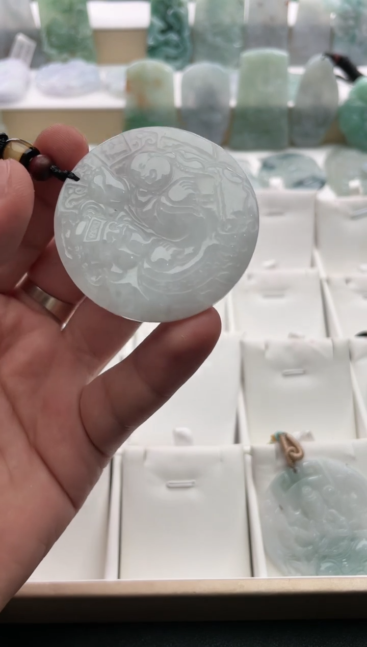 【闪购商品】翡翠颈饰未镶嵌..../2/16/ 224