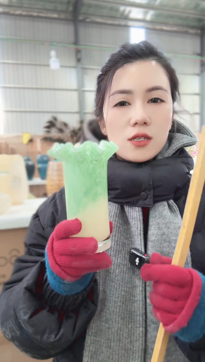 036直播玻璃花瓶