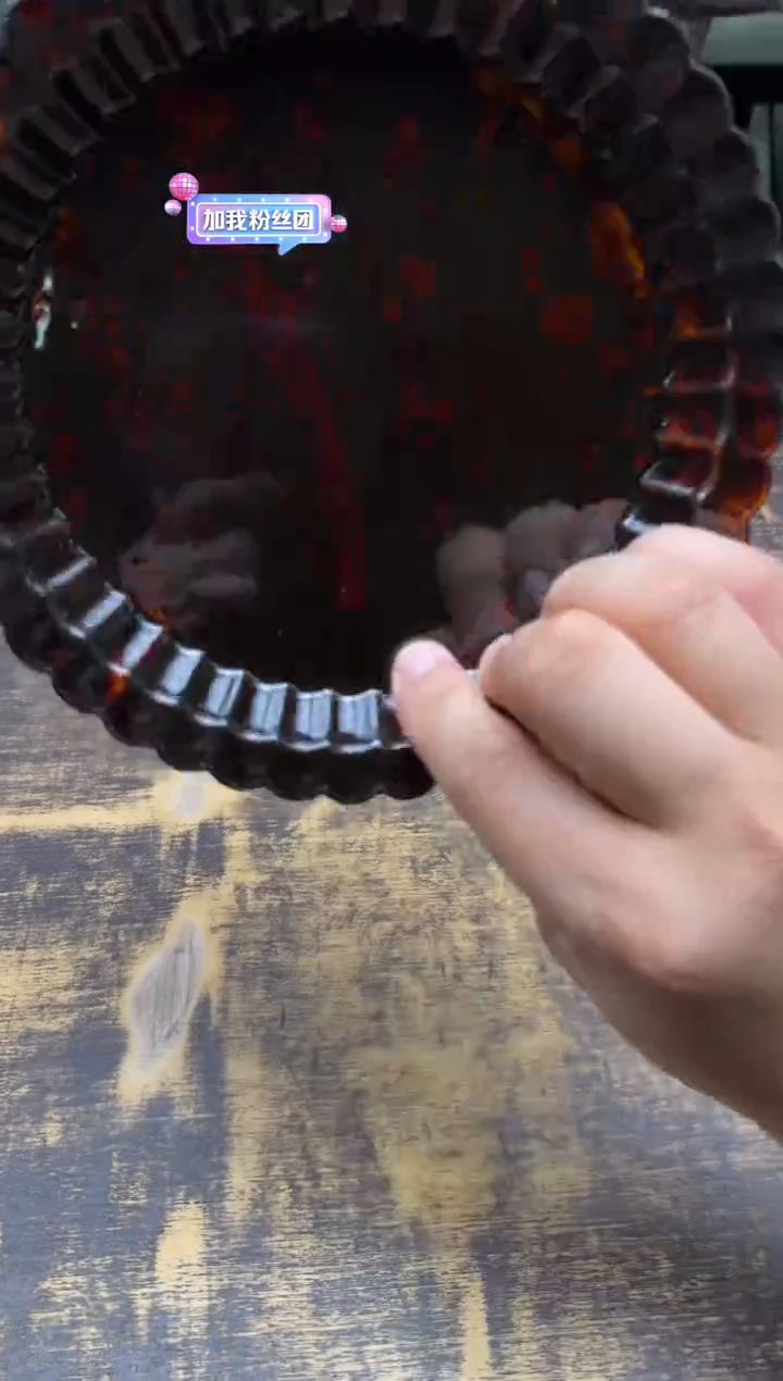 止*。吴智新玄色菊瓣壶承