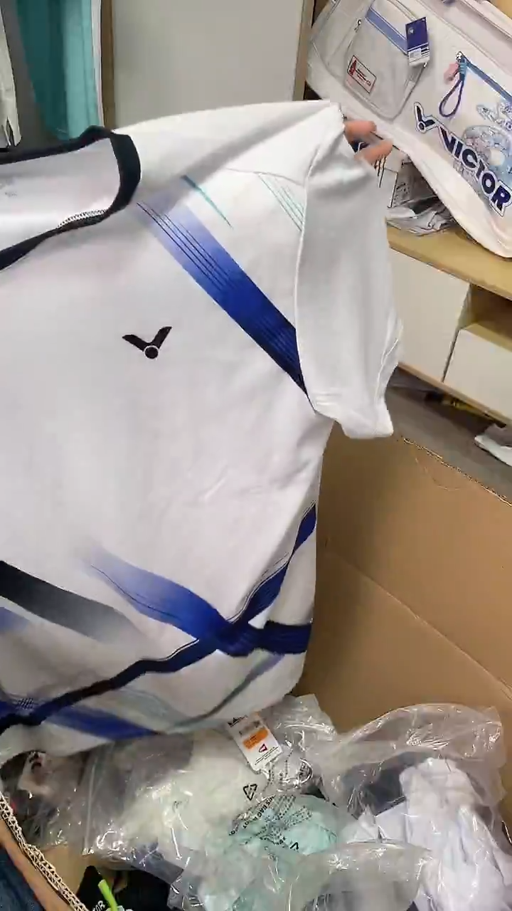 VICTOR威克多微瑕正品    26  短袖v比赛服3XL