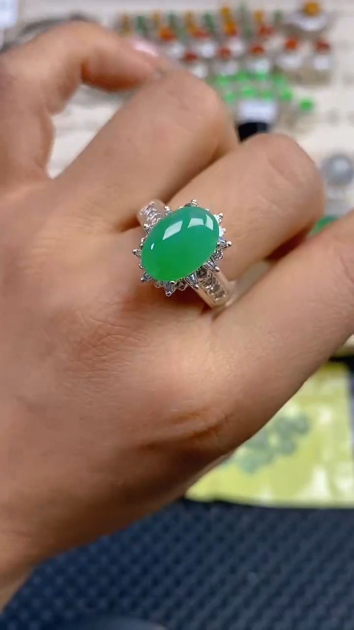 定制翡翠未镶嵌天然翡翠蛋面89