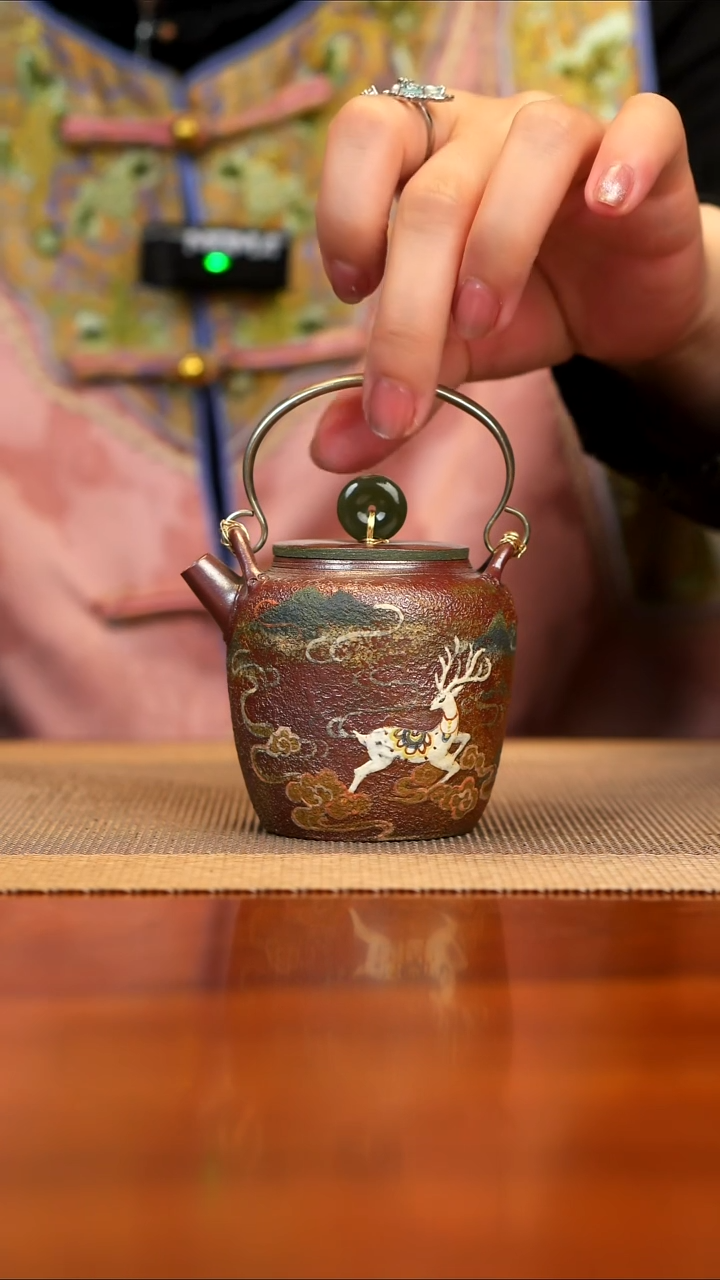 【闪购商品】紫砂茶壶念一紫砂九色鹿提梁