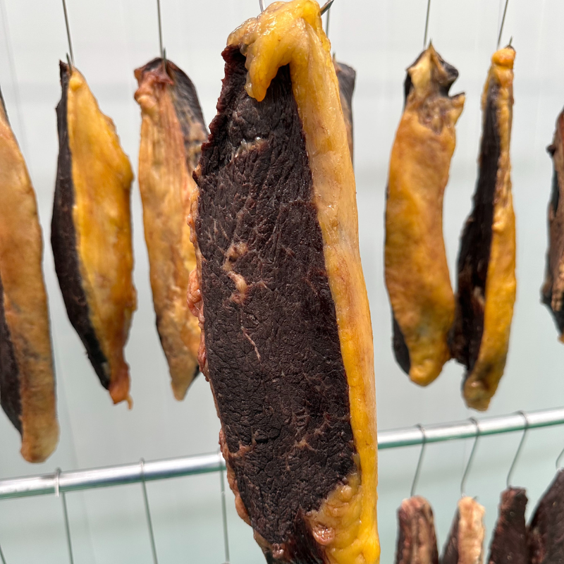 牛得板（现场称重）云南特产传统腌制自然风干本地土黄牛后腿干巴