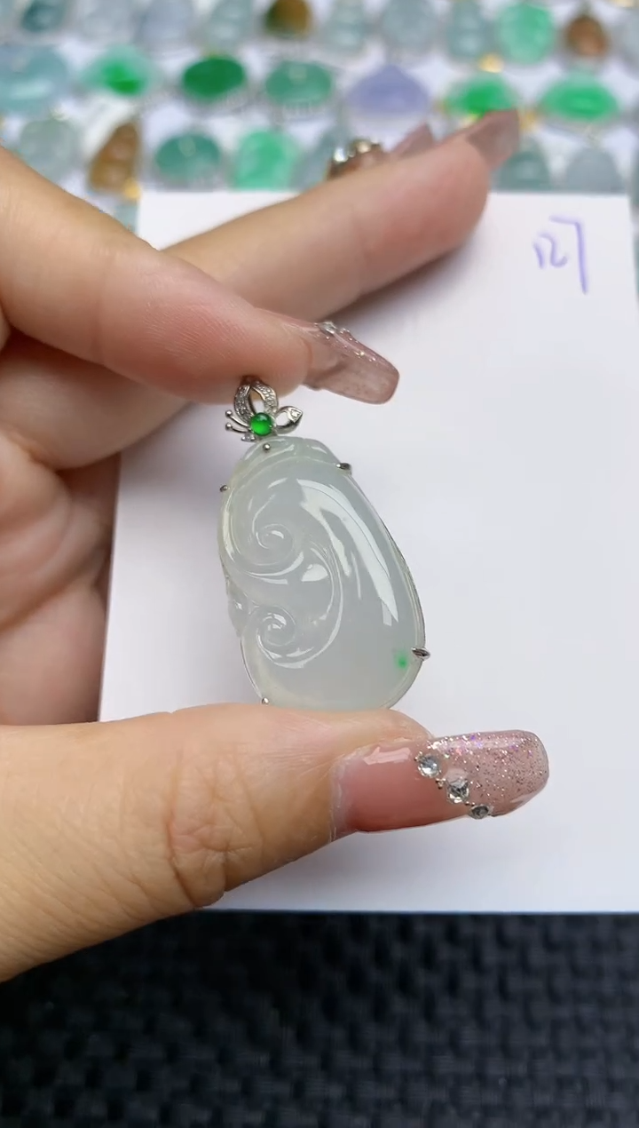 【闪购商品】翡翠颈饰18K金镶嵌天然A货翡翠 127