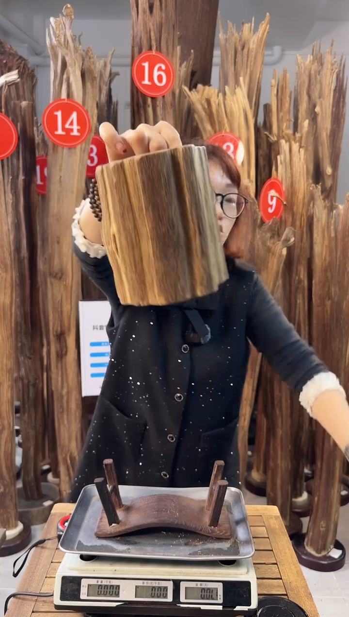 【闪购商品】沉香摆件沉香摆件多样性发一件42