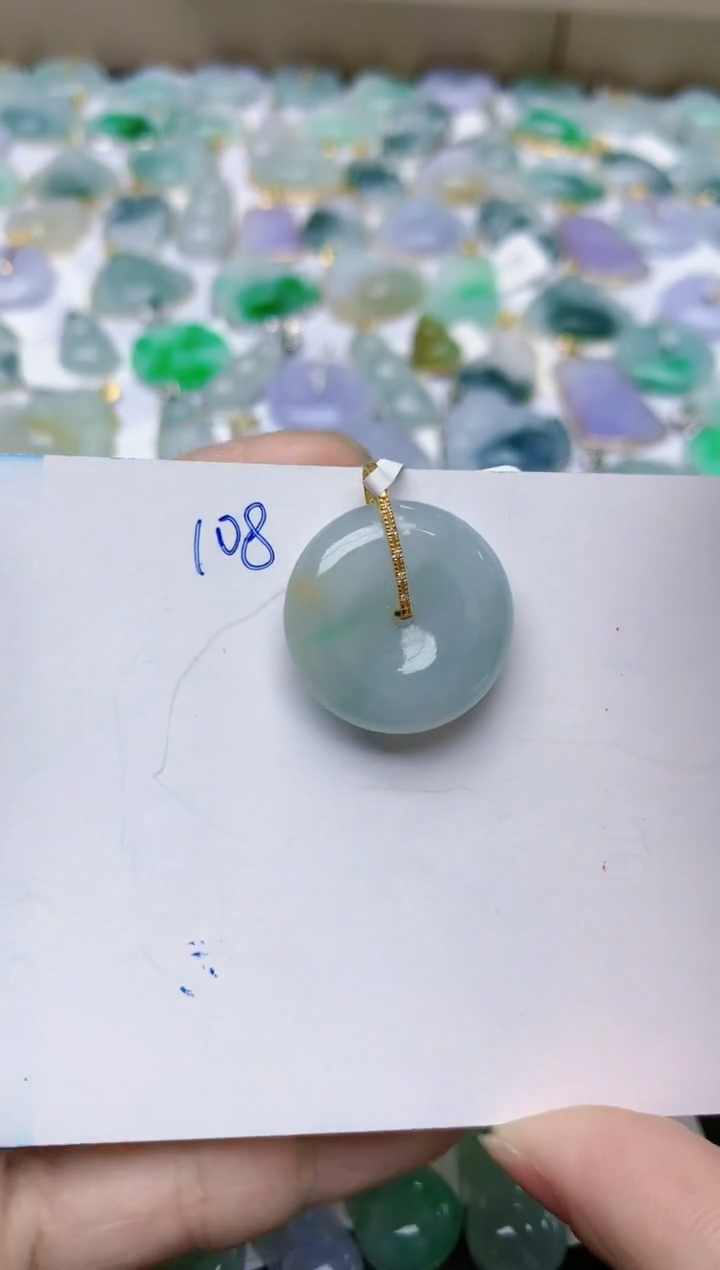 【闪购商品】翡翠颈饰18K金镶嵌天然翡翠A货    