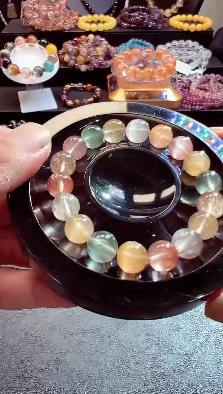 未镶嵌手链水晶?*?   31
