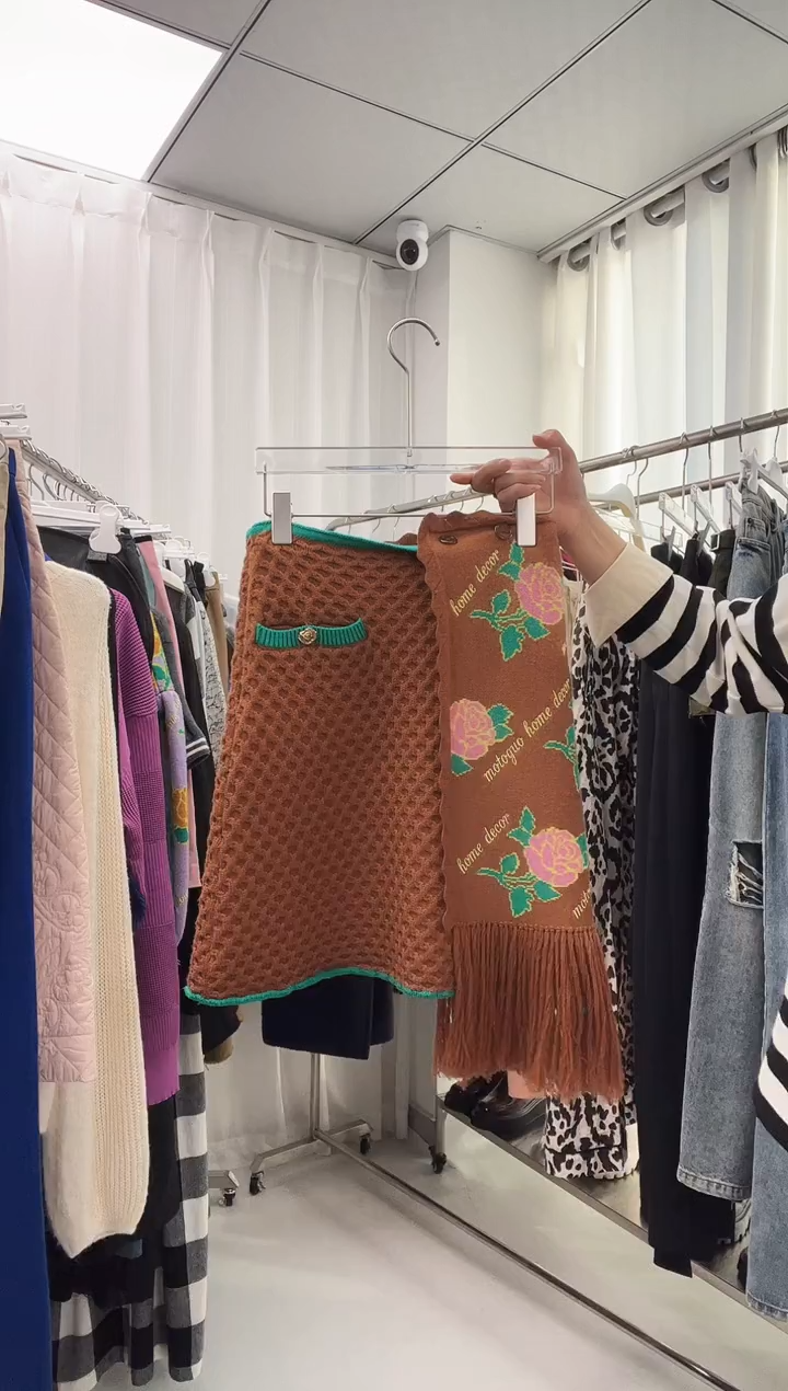 编号133  品牌 可拆卸半裙  1折福福已开价