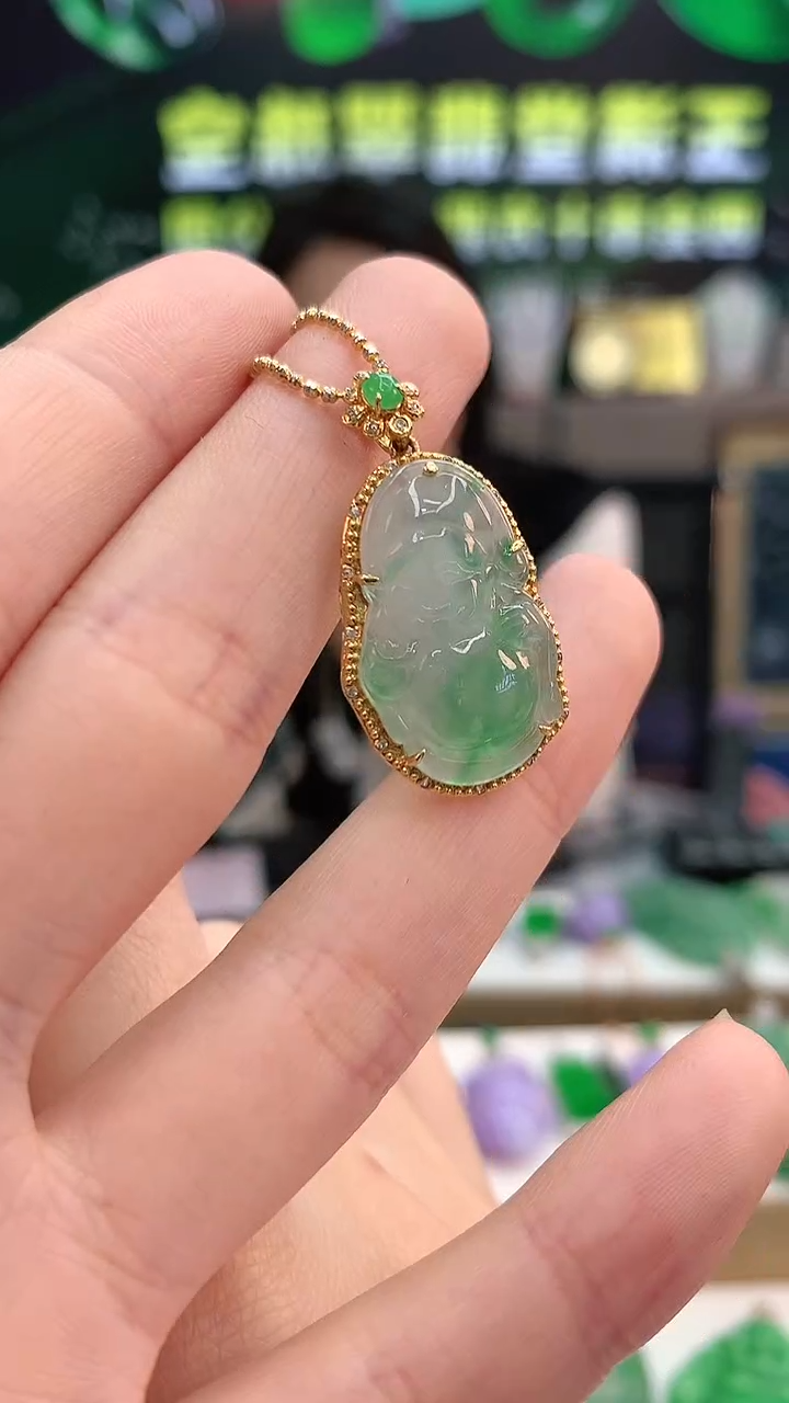 【闪购商品】翡翠颈饰18K金镶嵌赠礼盒证书  敏
