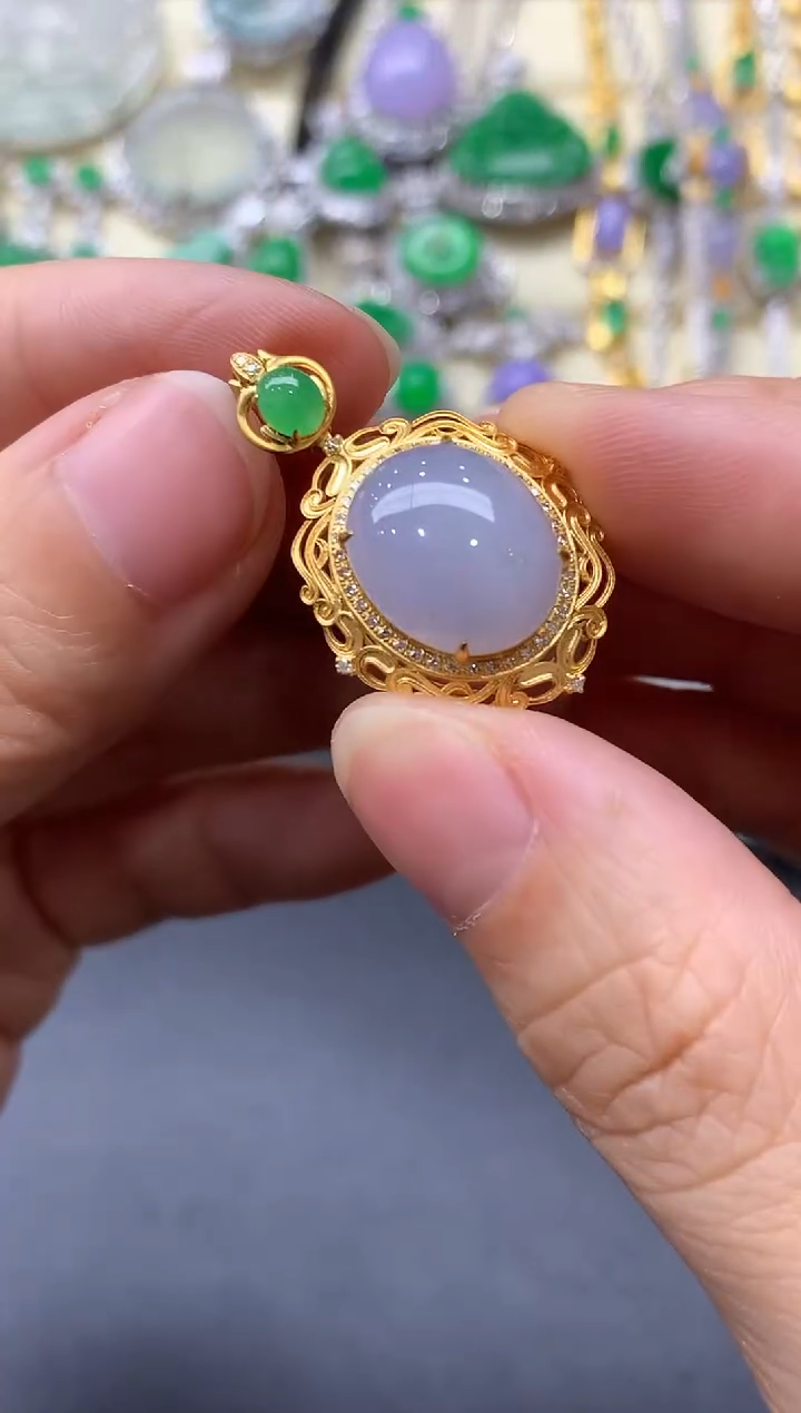 颈饰18K金镶嵌翡翠565-中国好珍宝