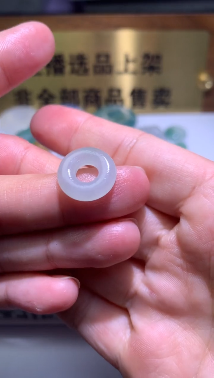 【闪购商品】定制翡翠未镶嵌毛货