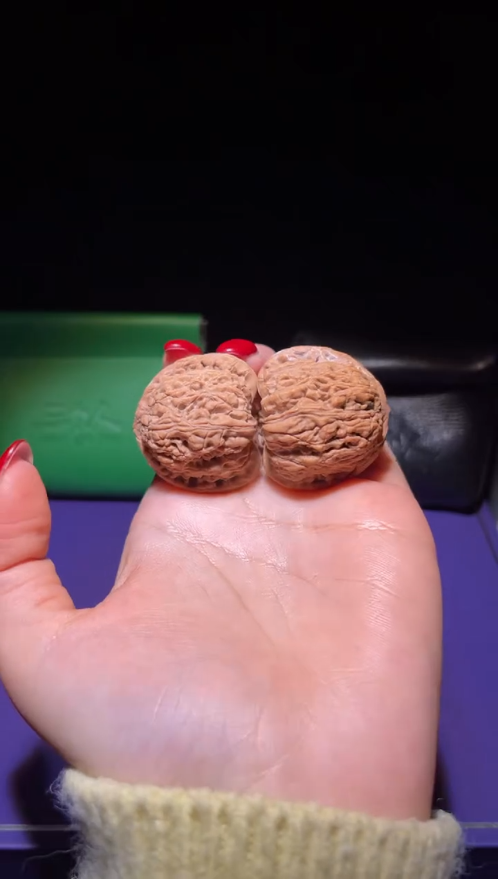 吊坠文玩核桃110号全品头货密文234