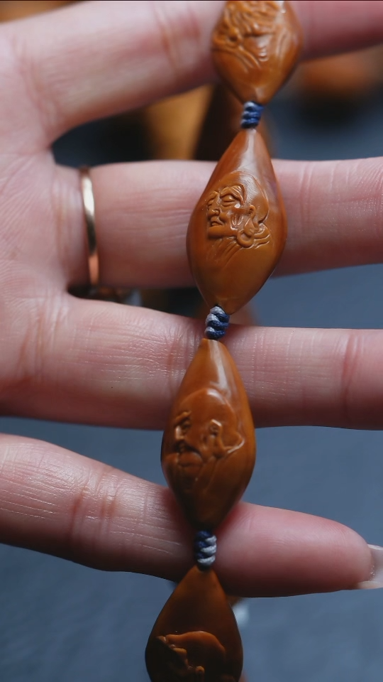 【闪购商品】橄榄核吊坠苏工橄榄核