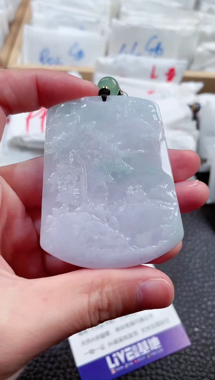 【闪购商品】翡翠颈饰未镶嵌00001185