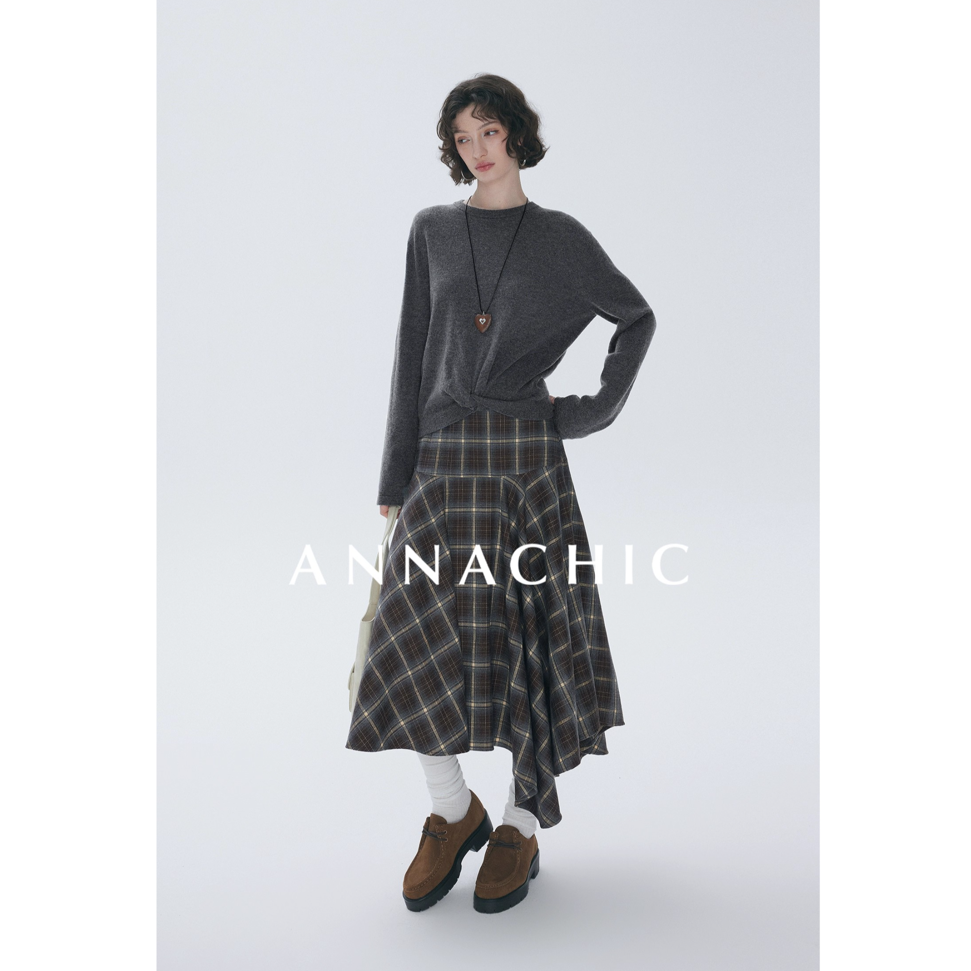 ANNACHIC复古时髦_格纹不规则半身裙_宽松遮肉a字中长款格子半裙