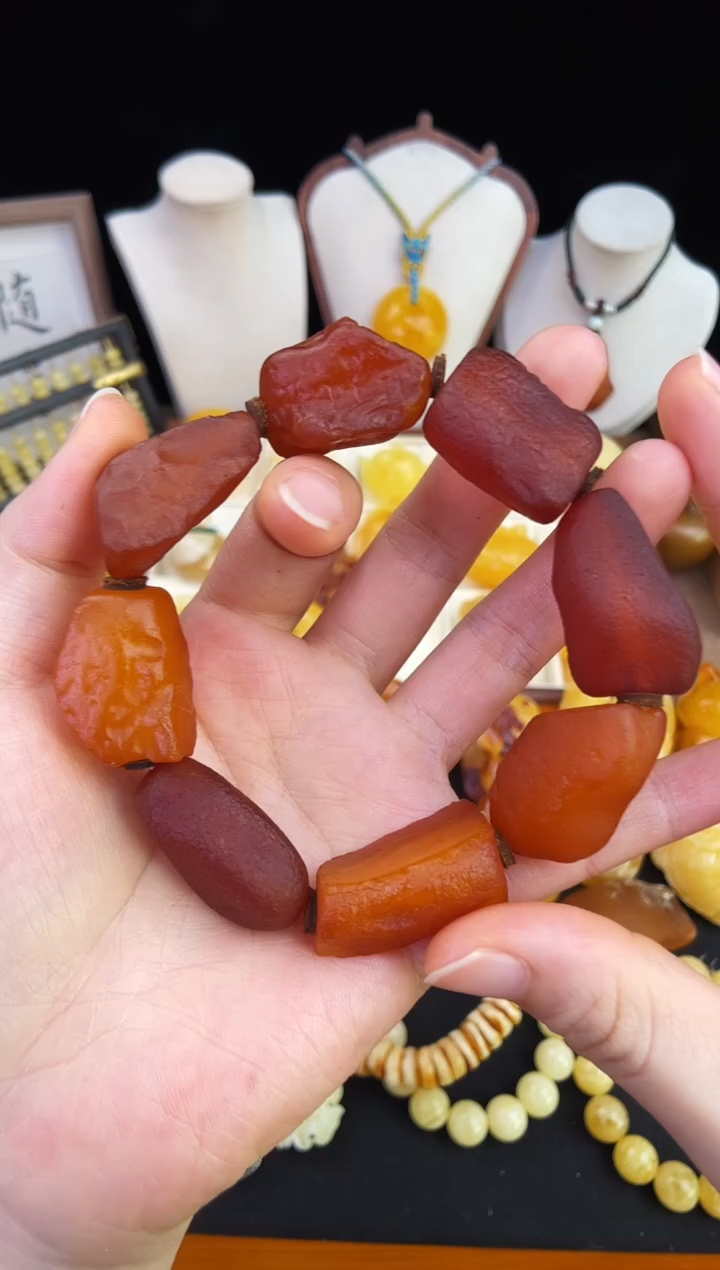 琥珀未镶嵌珠宝奇石柒月
