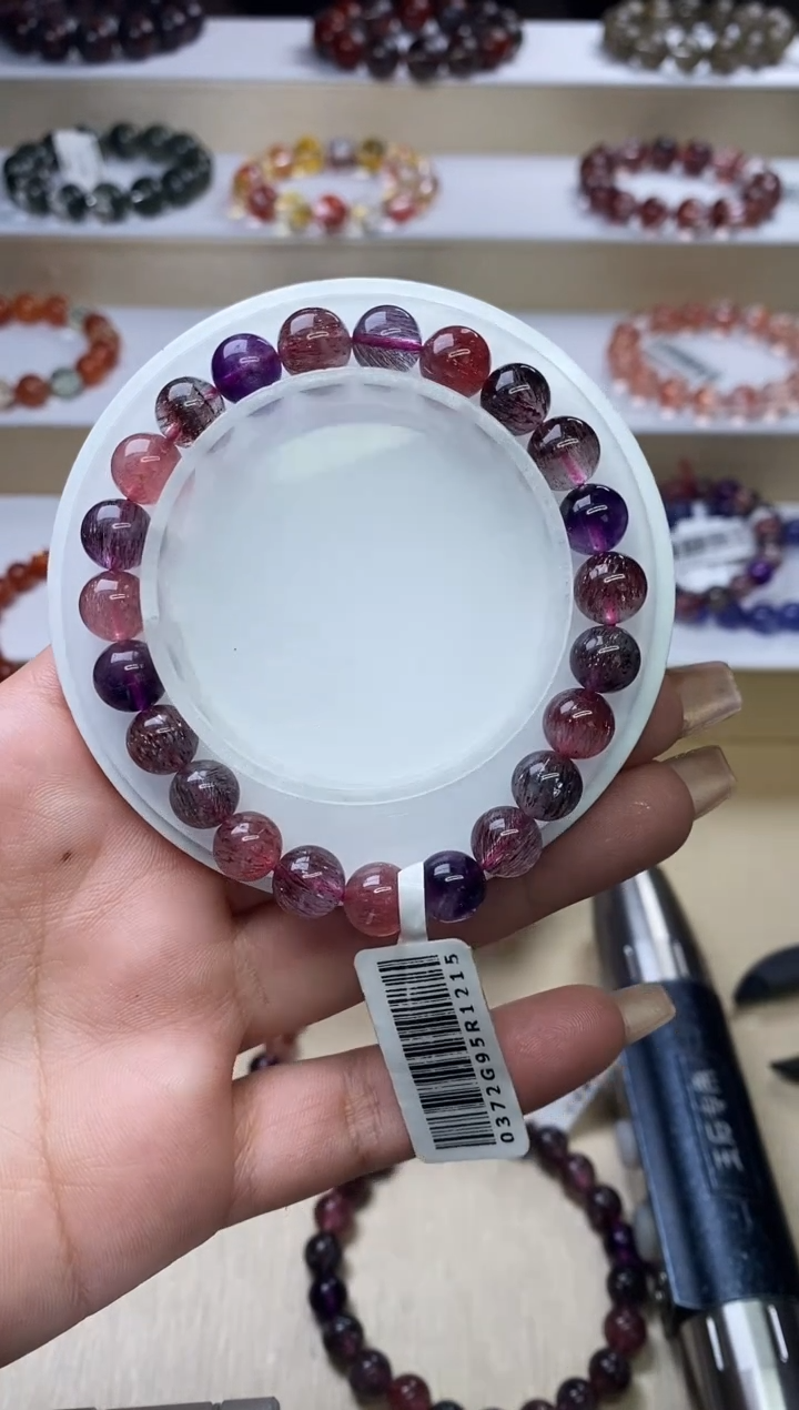 【闪购商品】水晶手链未镶嵌黑加仑超七8m+