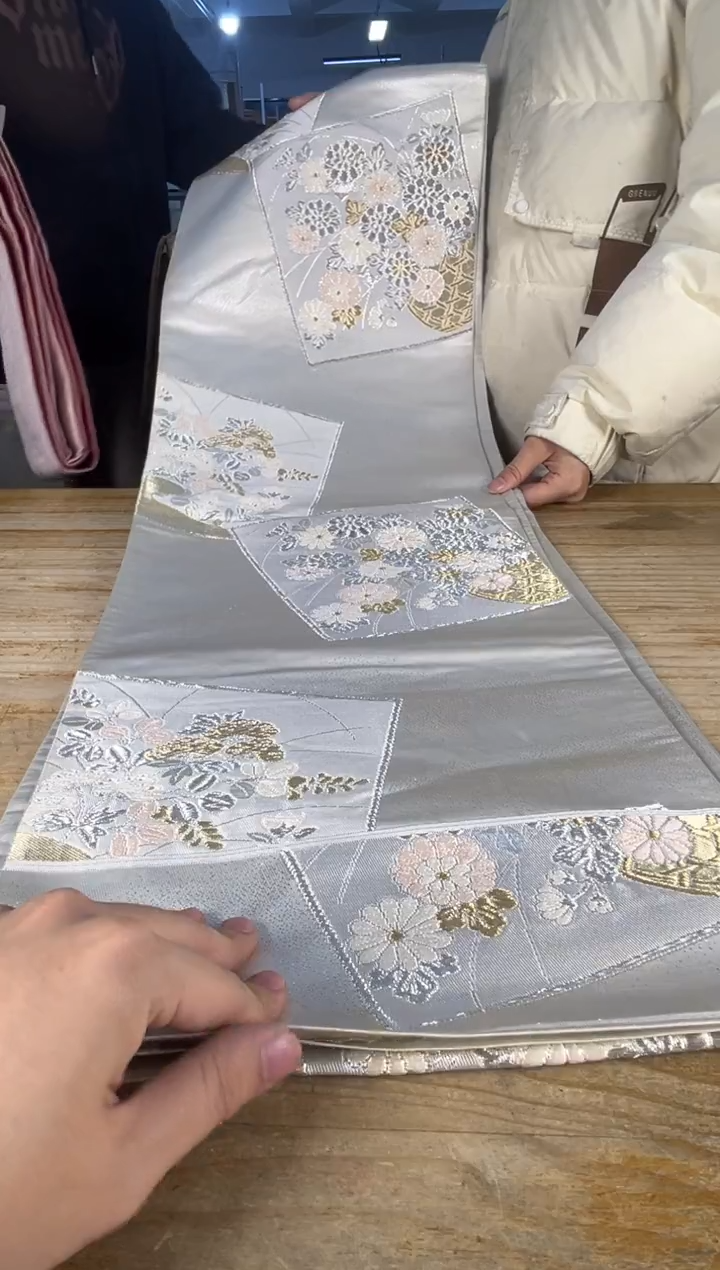 中古品默认微瑕 满18包邮