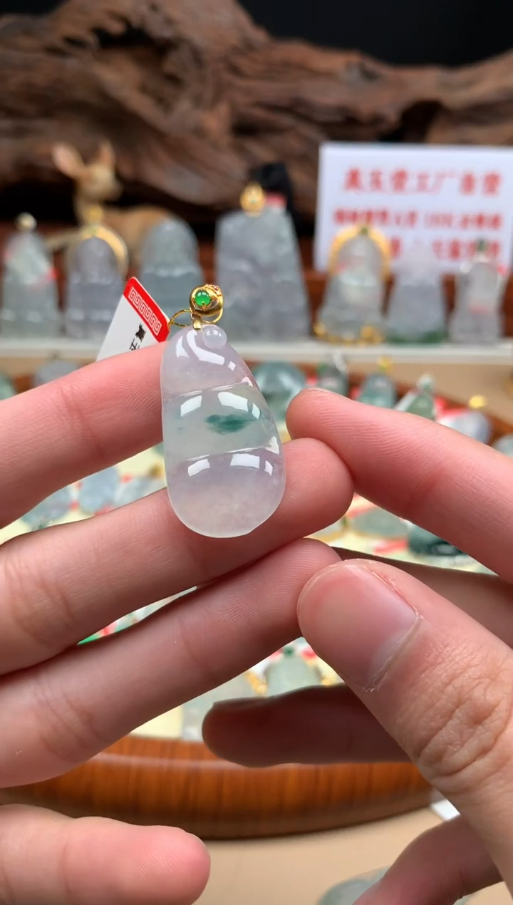 【闪购商品】翡翠颈饰18K金镶嵌豆子