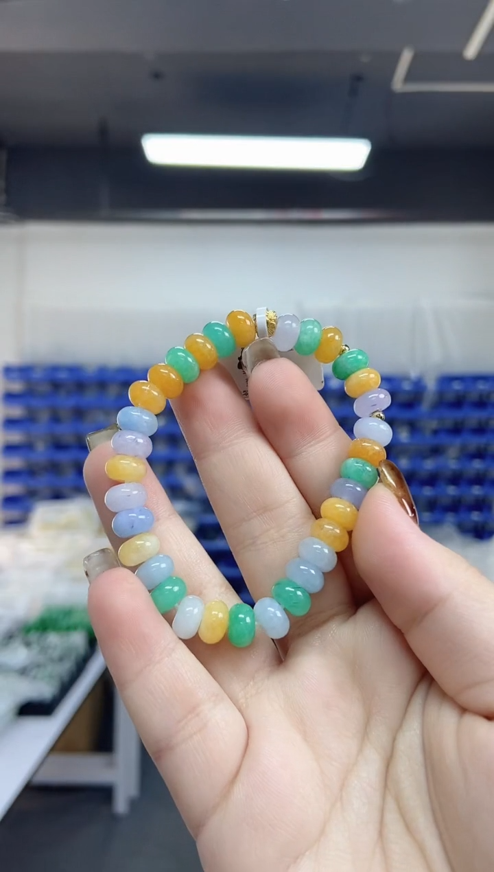 【闪购商品】翡翠手串未镶嵌多样性发其一颜色微差