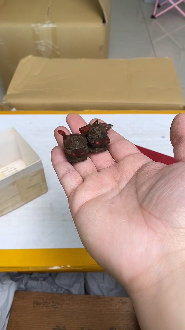 方****灶日瓷回流摆件