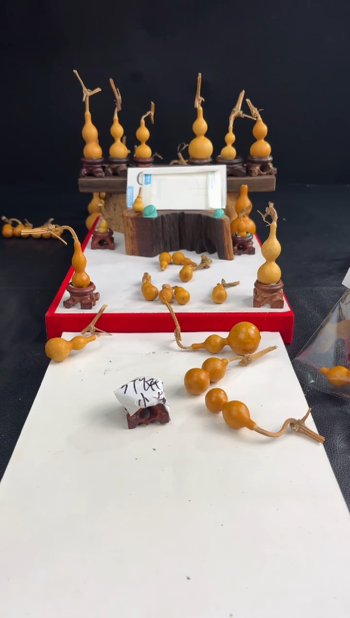 如****单葫芦天津嘴88888车摆件底座