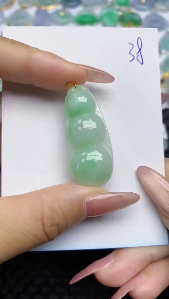 【闪购商品】翡翠颈饰18K金镶嵌天然A货翡翠 38