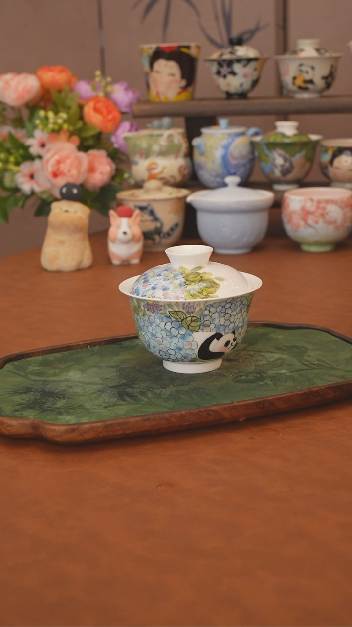 紫霞 熊猫绣球花盖碗