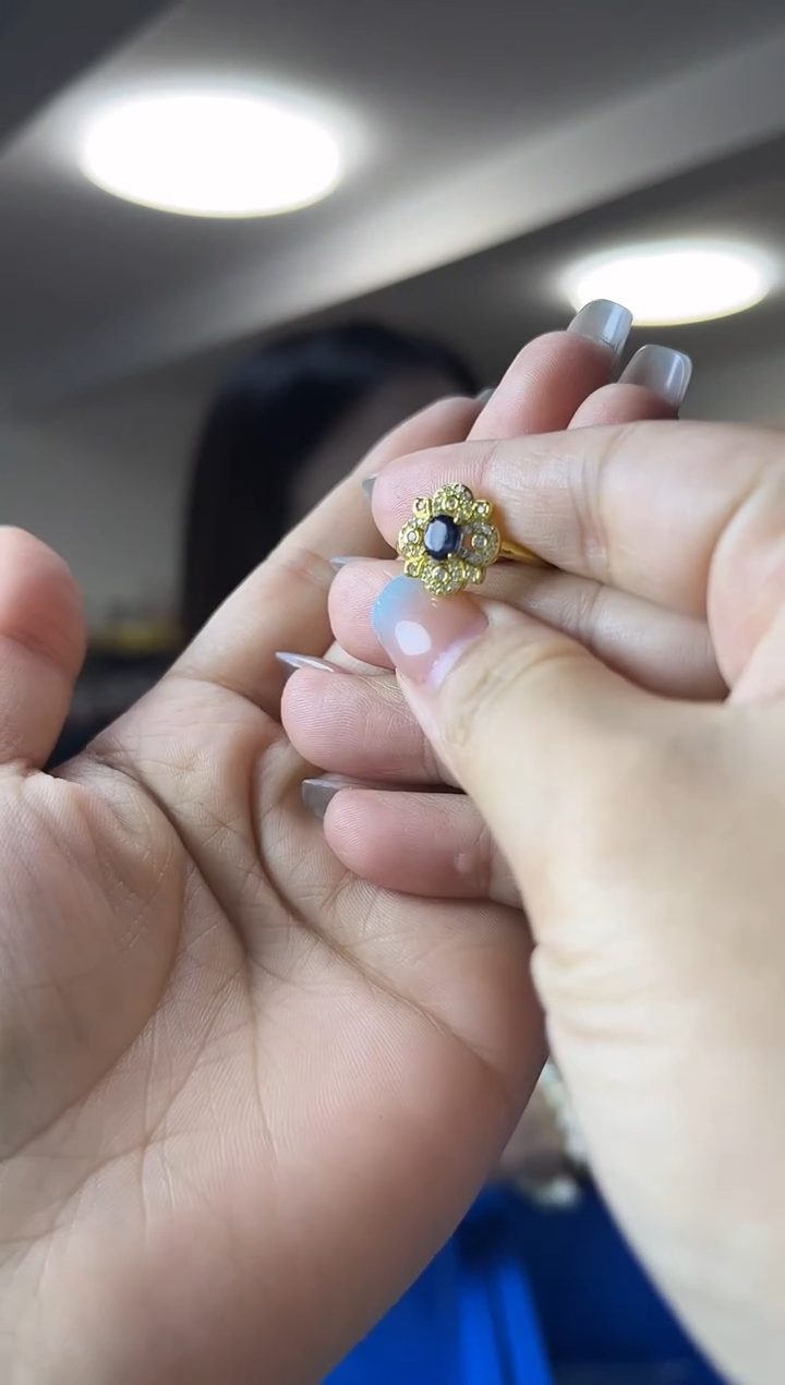 戒指蓝宝石未镶嵌（多样性发一件）