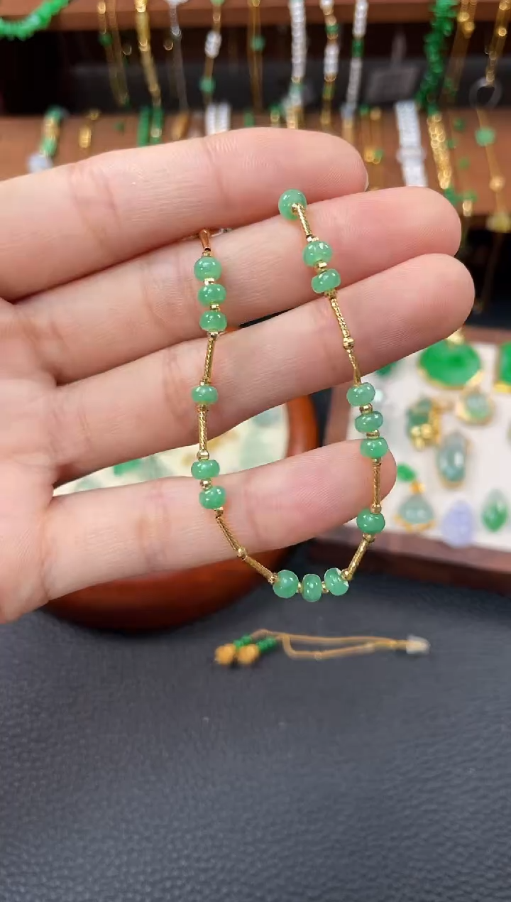 【闪购商品】翡翠套链18K金镶嵌多样性发货一个   JK623