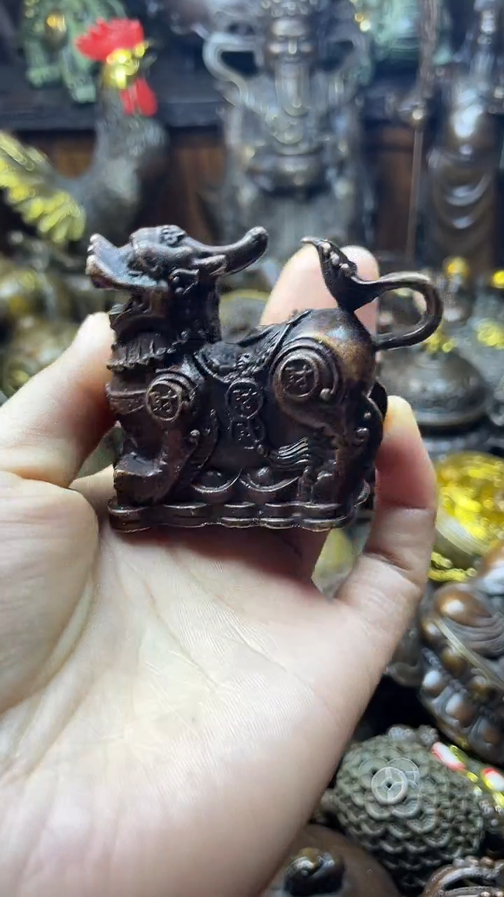 闪购链接，点击下单，有运费险，铜摆件