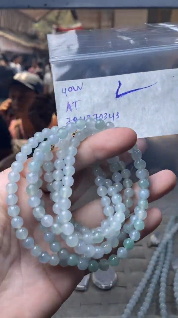 【闪购商品】定制翡翠未镶嵌多样性发货拍一发一珠子