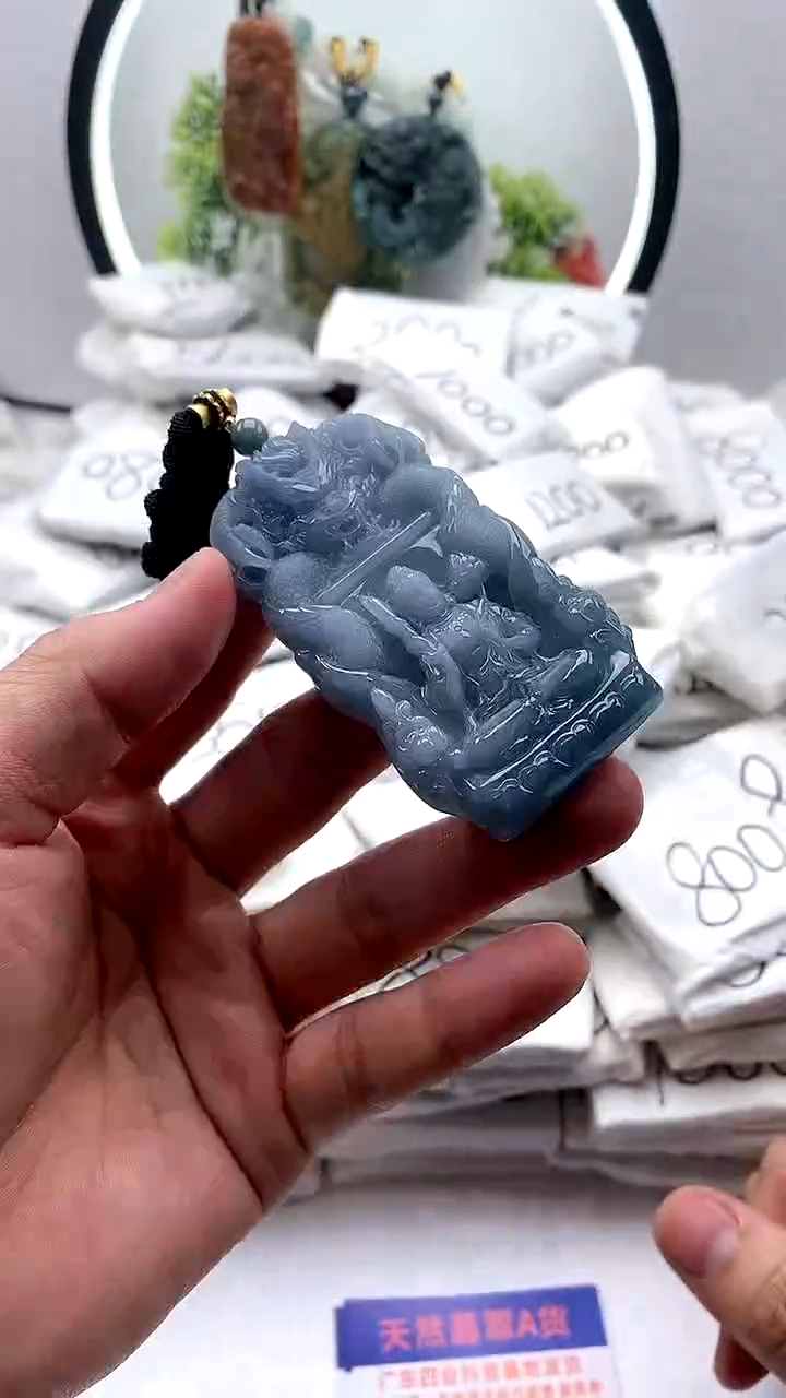 【闪购商品】翡翠颈饰未镶嵌虚空藏