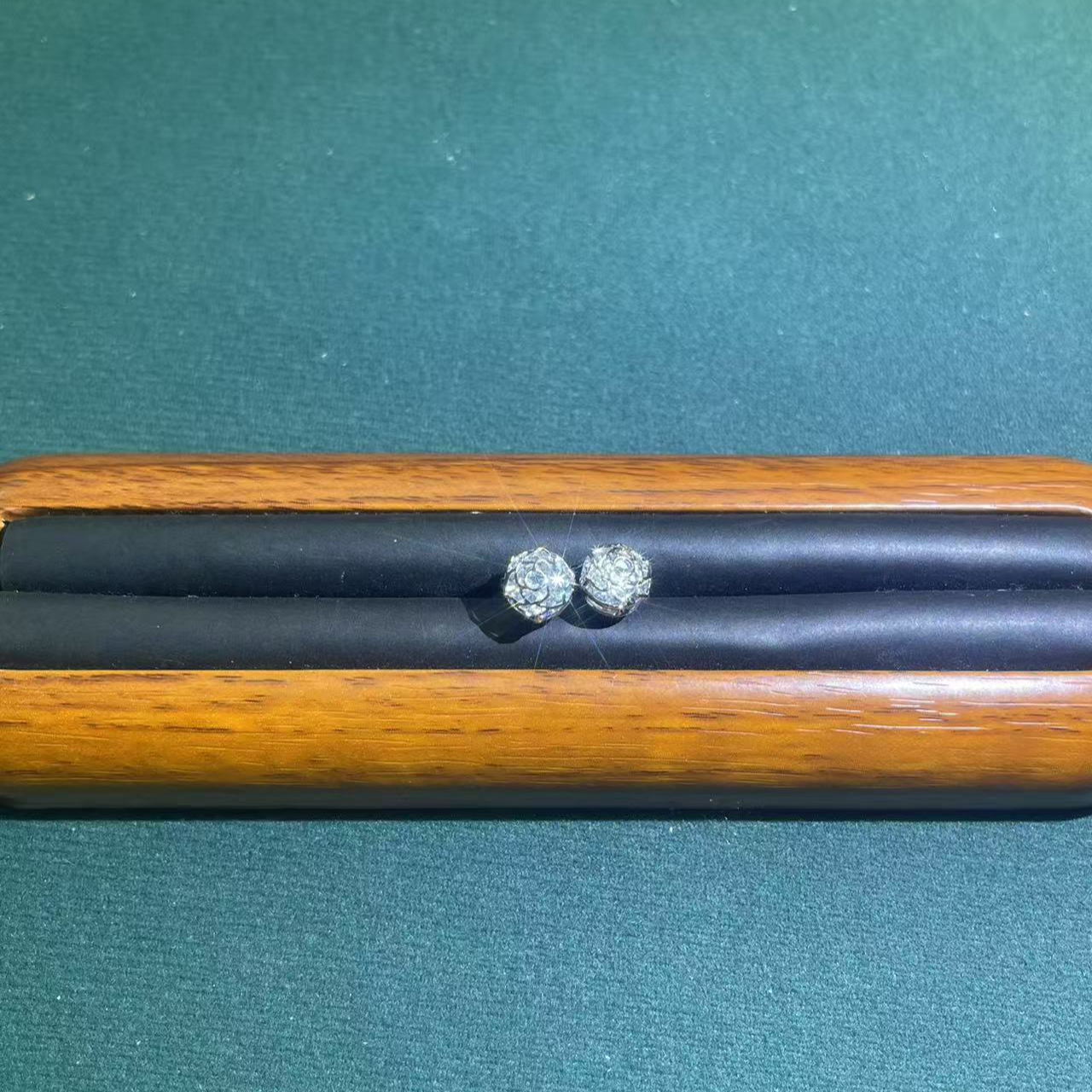 s9381白色镂空玫瑰花耳钉多样发