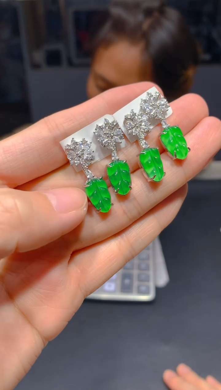 【闪购商品】定制翡翠未镶嵌55多样性发货(发其一）