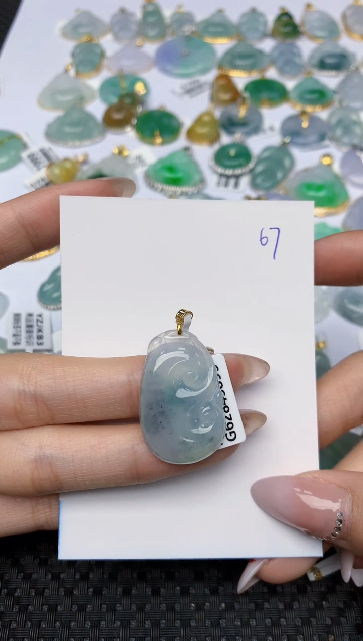 【闪购商品】翡翠颈饰18K金镶嵌 天然翡翠A货